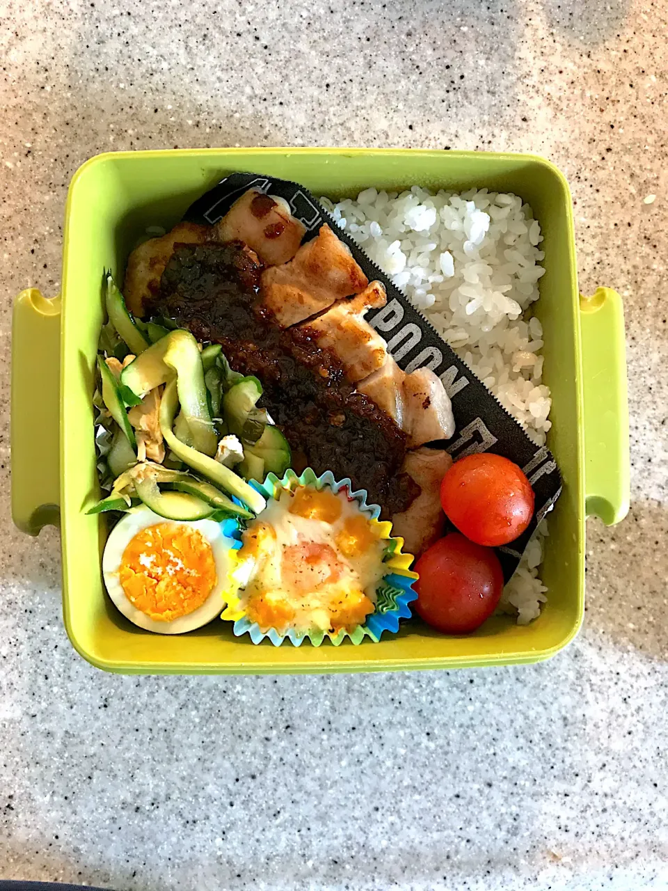 ポークステーキ弁当🍱|ちっくんさん