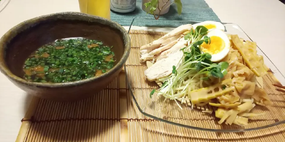 塩麹鶏胸チャーシュー、煮卵、破竹メンマ冷やしつけ麺🍺|miyuki🌱さん