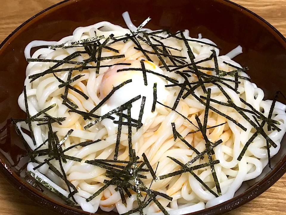 ☆温玉ラー油ぶっかけうどん|まぁたんさん