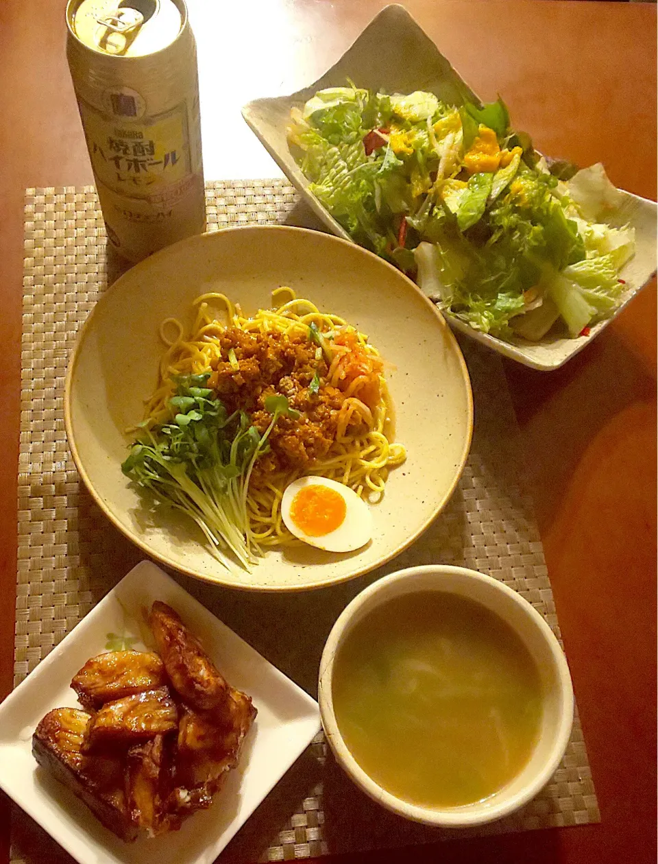 Today's dinner🍴お野菜たっぷりｻﾗﾀﾞ･鰤の唐揚げ･冷やし坦々麺･中華ｽｰﾌﾟ|🌈Ami🍻さん