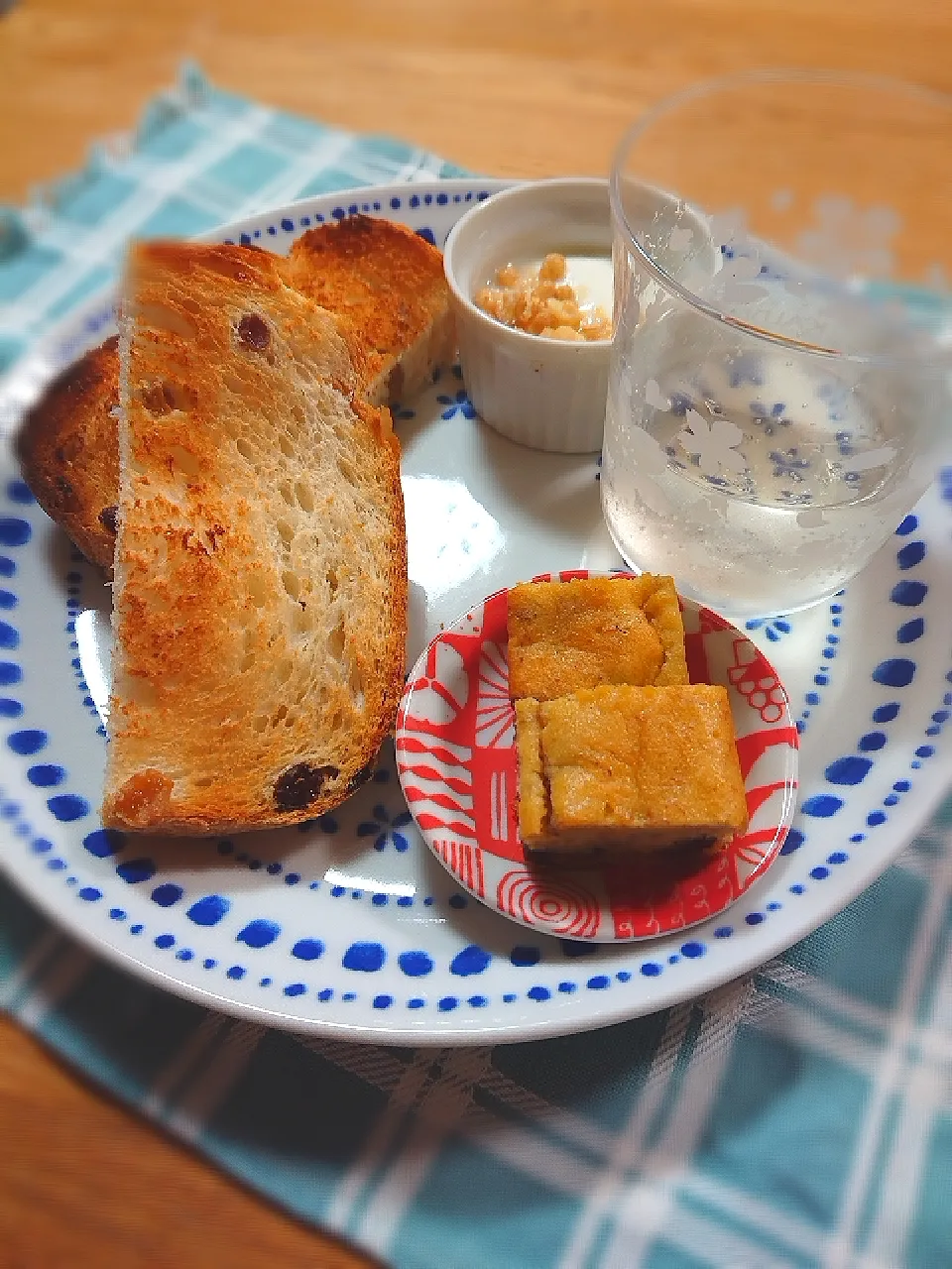 朝ごはん☕🍞🌄|ゆずうさぎさん