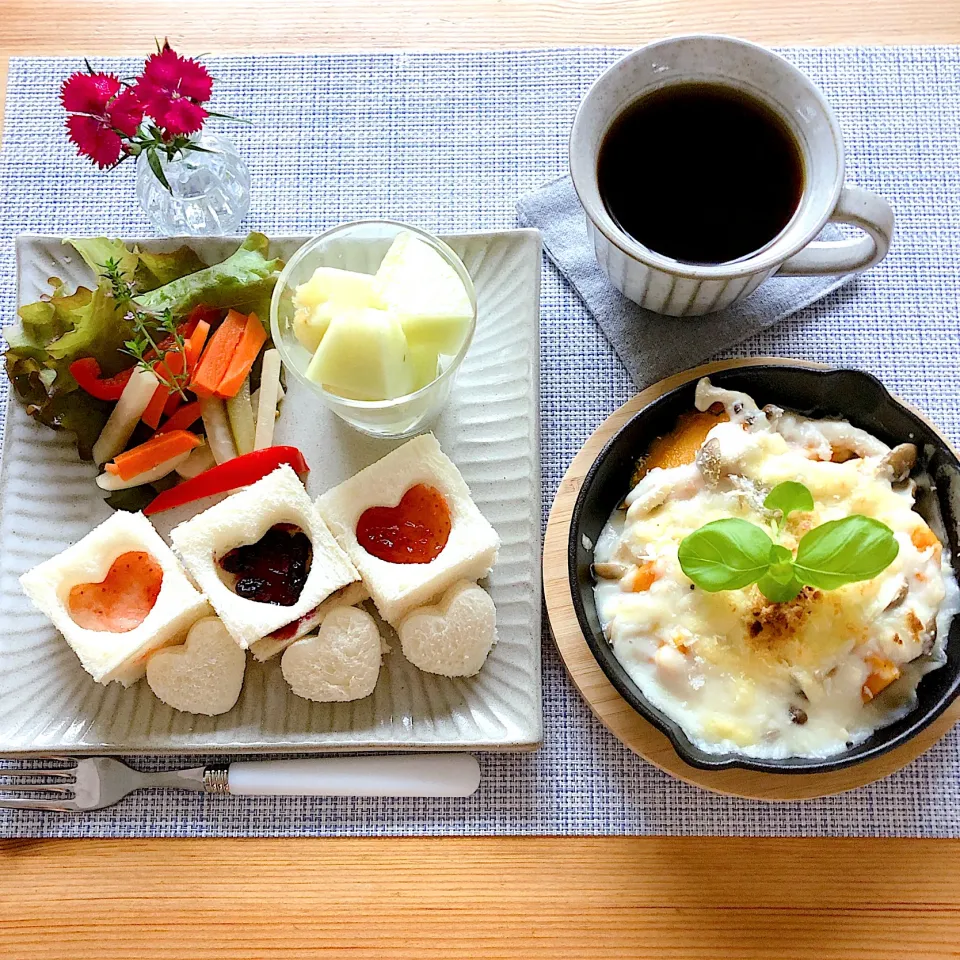 おうちカフェ「カボチャのグラタン🎃」|Happy suzumeさん