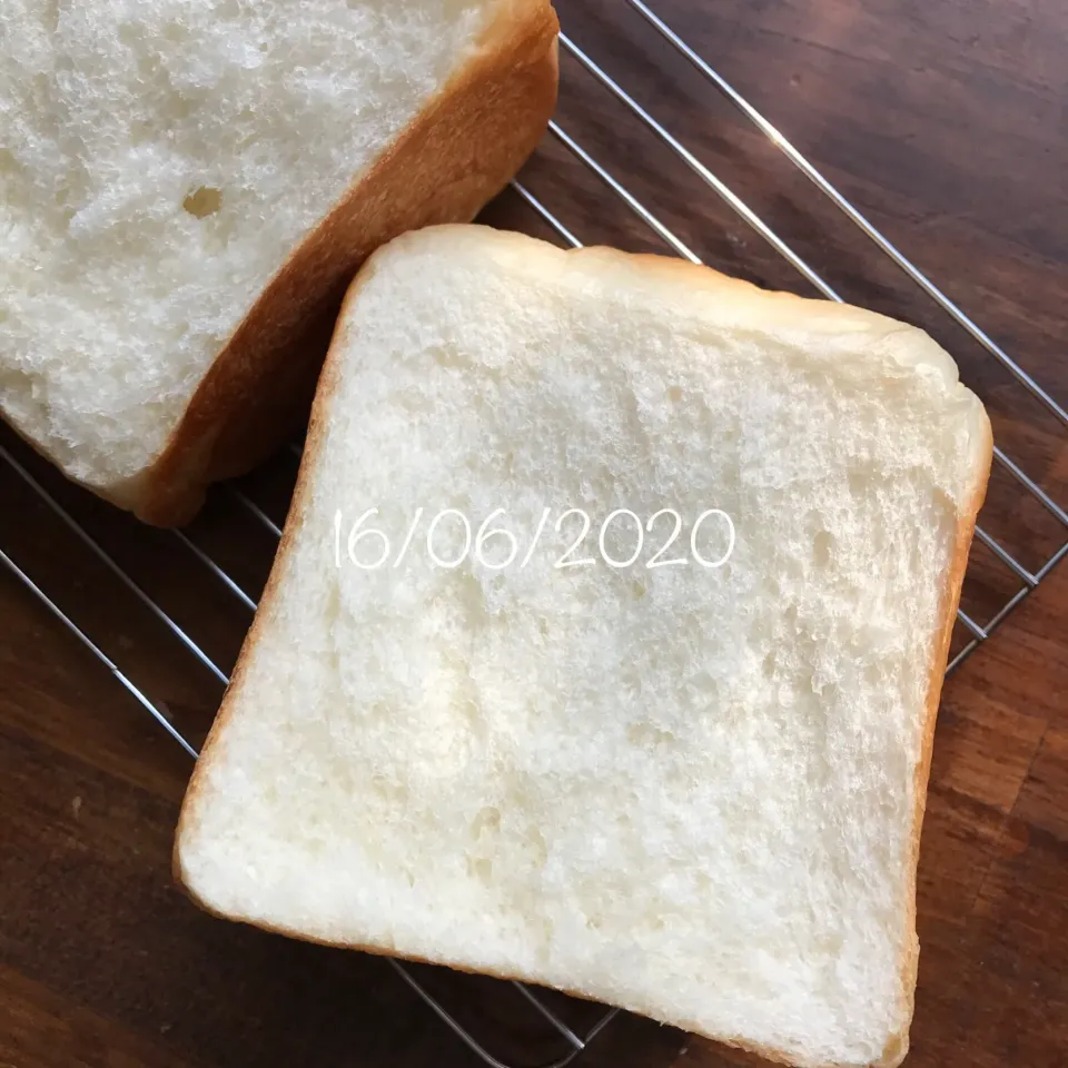 食パン🍞|友さん