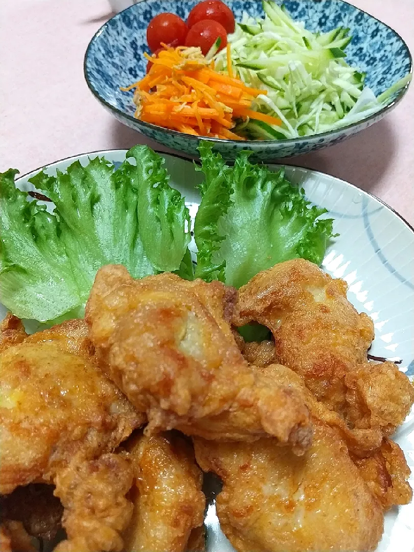 ☆今日の晩ごはん☆　唐揚げ　サラダ　お味噌汁|hamamaさん