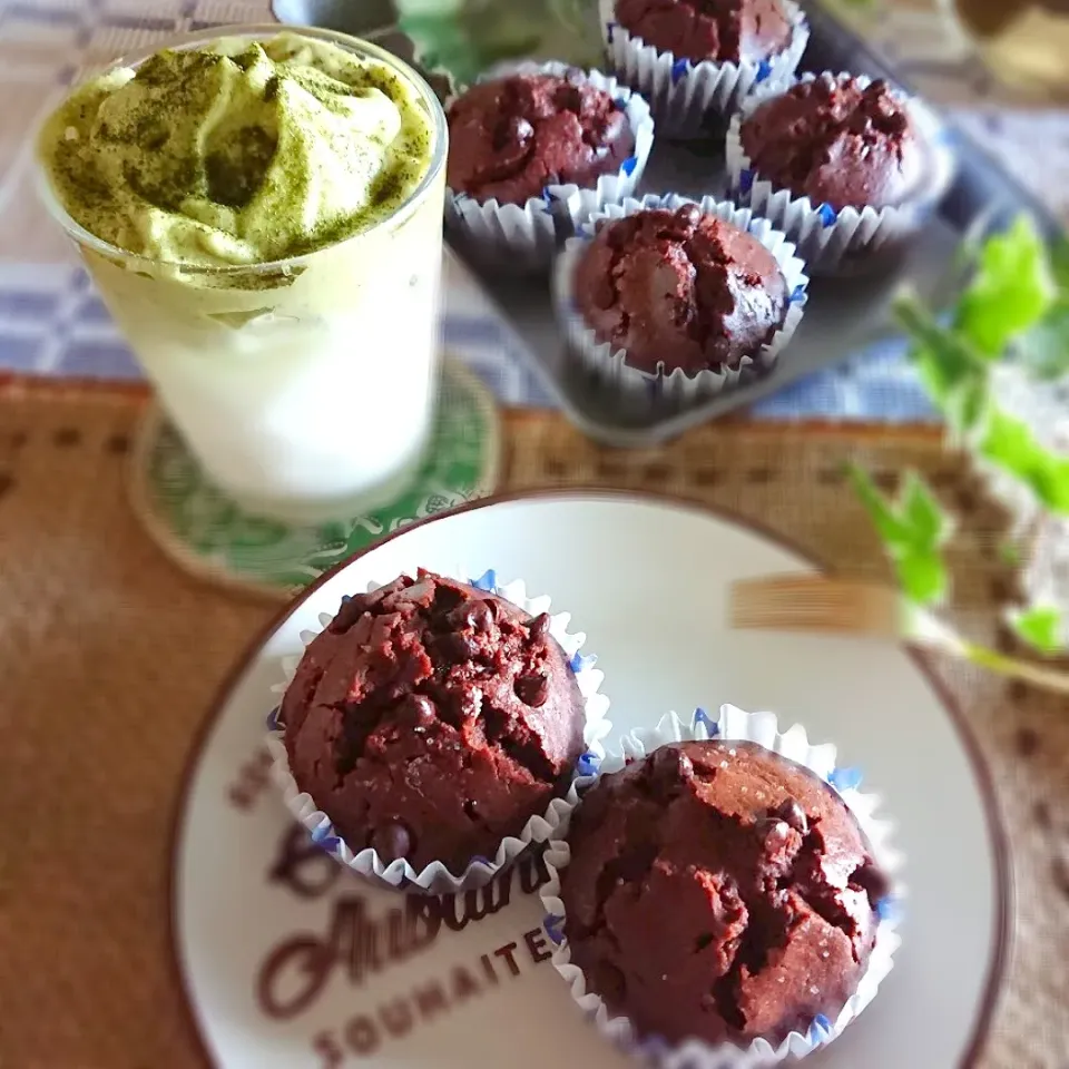 ぷらっとさんの料理 ❤️粒塩〜チョコマフィン❤️&ダルゴナ抹茶💚|とまと🍅さん