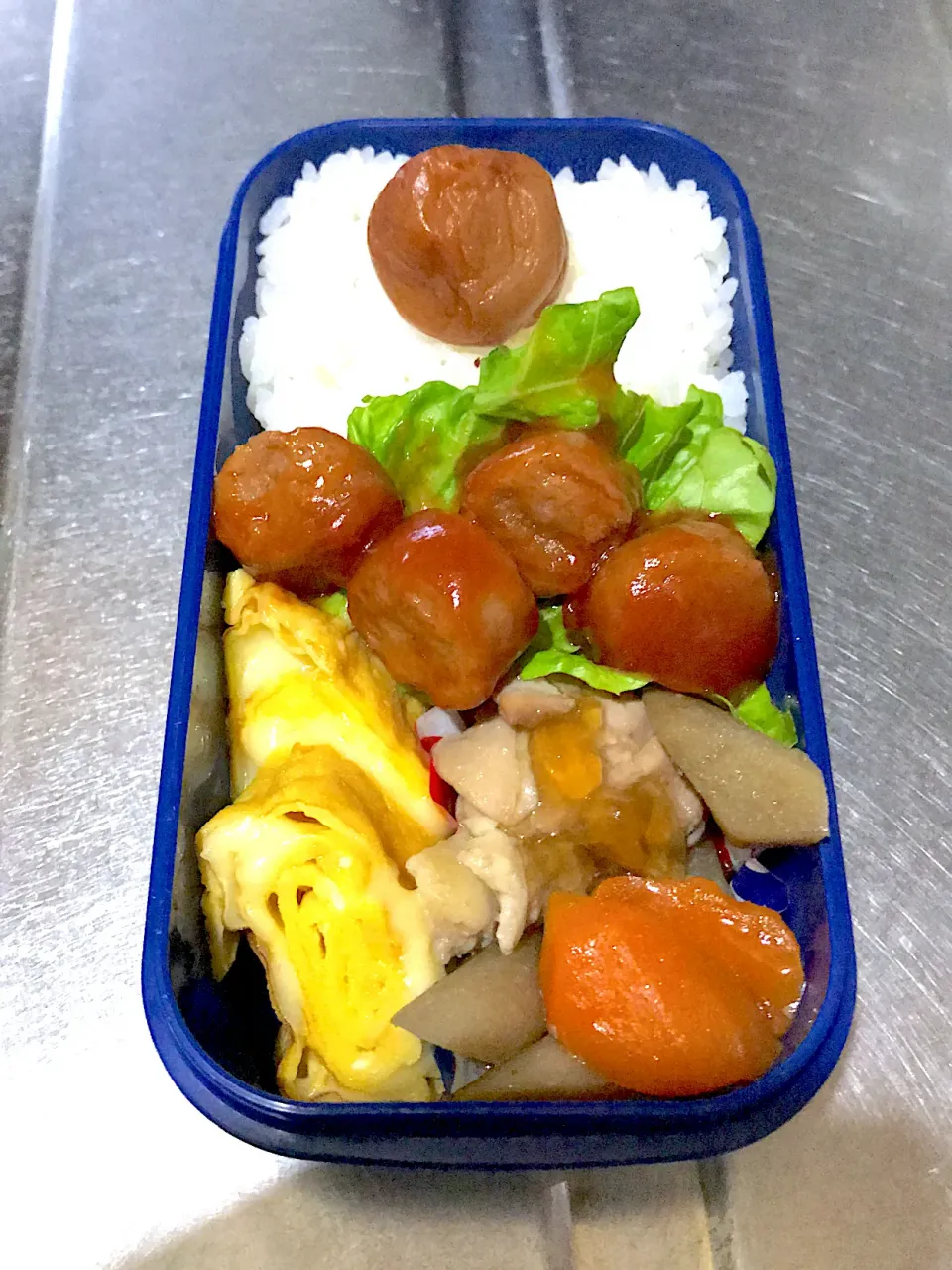 鶏ごぼうと、ミートボールのお弁当♪|こーやさん