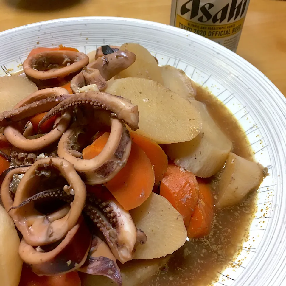 暑いのに💦ダイコンとイカの煮物🍲　　　　　　　　　　　　　　　　2020.6.16|Yu Yu mamaさん