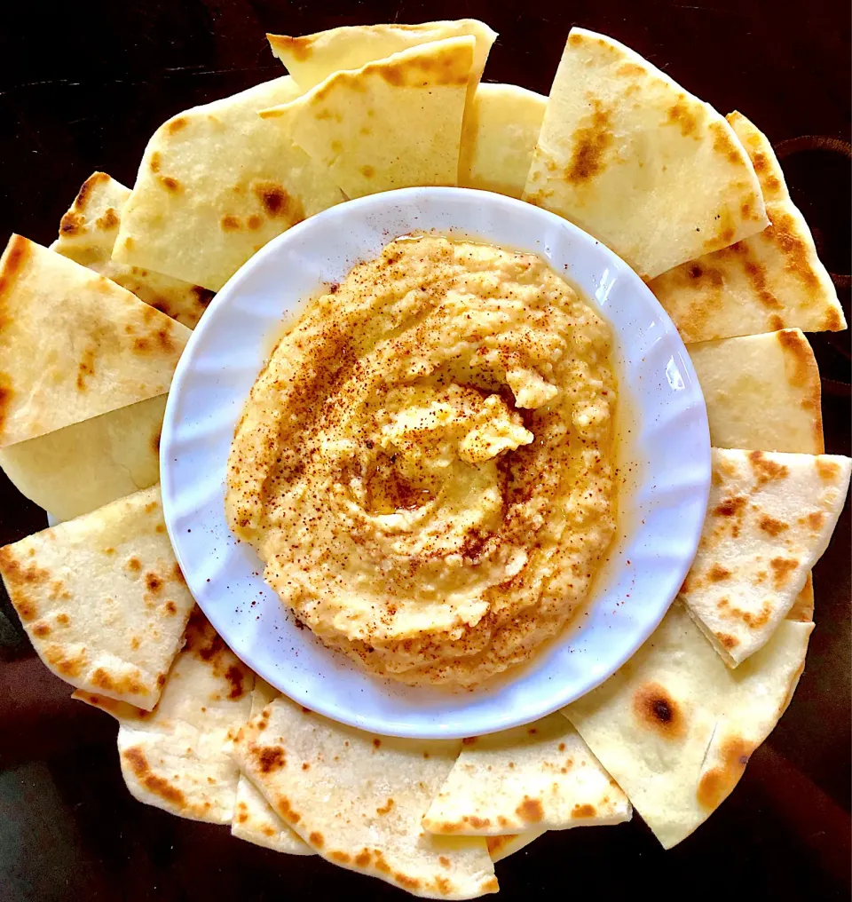 Pita Bread & Hummus|Yenさん