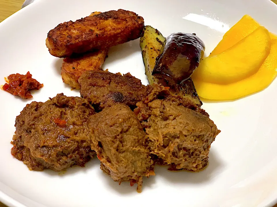 Rendang dinner|yeni kartikasariさん