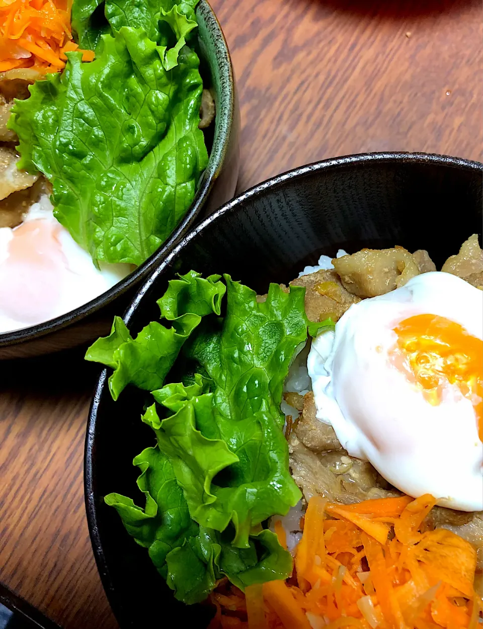 Snapdishの料理写真:温玉のせ豚丼|takaさん