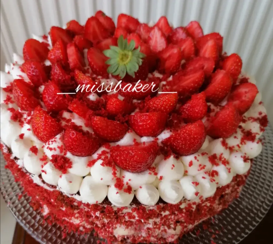 Red velvet cake|_missbaker_さん