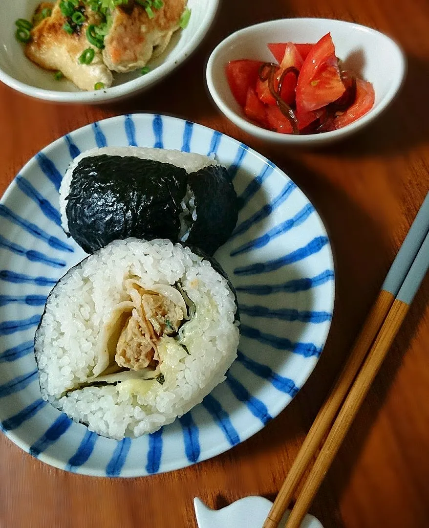 餃子ばくだんおにぎり|まりおさん