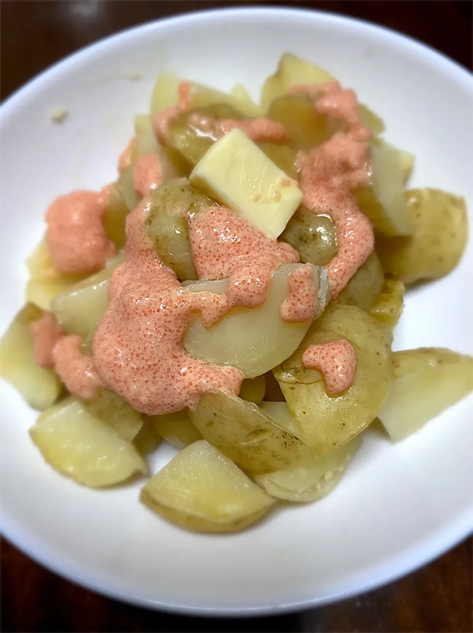 Snapdishの料理写真:取れたてじゃがいも🥔明太マヨバター|まるちゃんさん