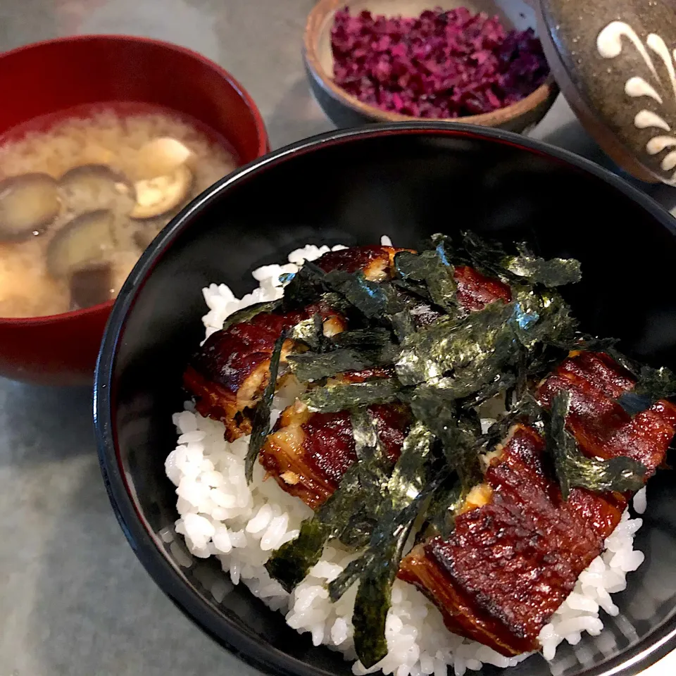 うなぎ二段構えの鰻丼|nao子さん