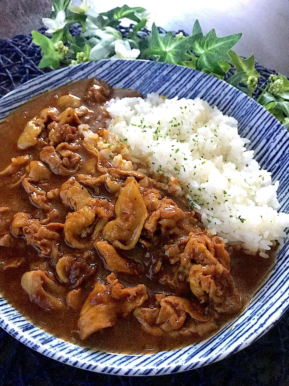 Snapdishの料理写真:5分で出来る、フライドオニオンと豚肉のカレー💕💕💕|🌺🌺Foodie🌺🌺さん