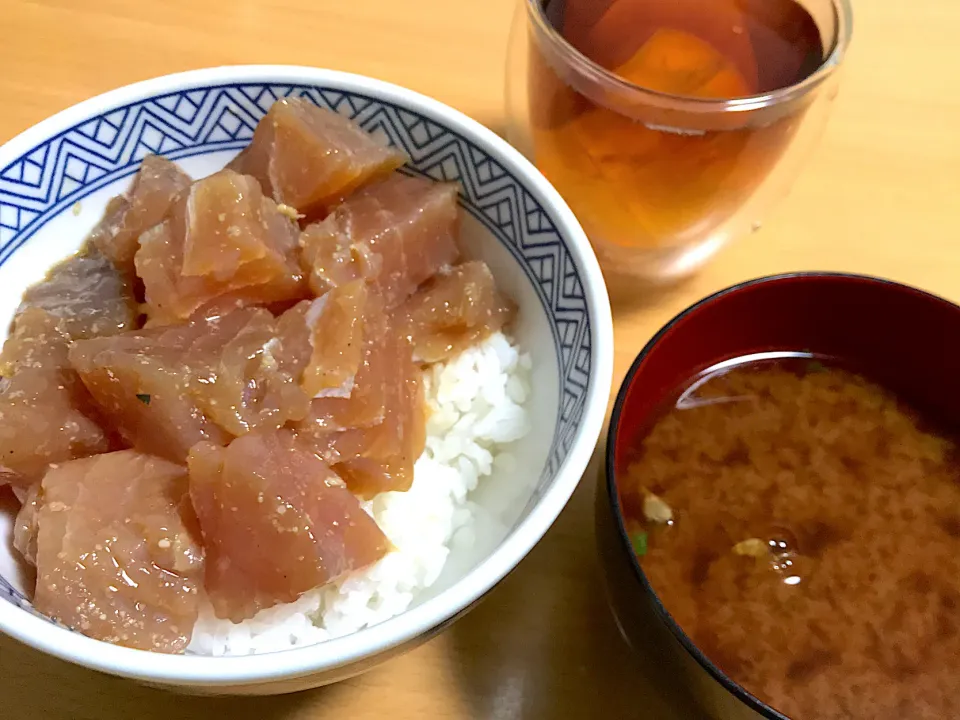 漬けマグロ丼|しょーごさん