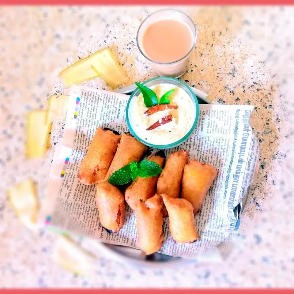 # Tea time snack .. Plantain fritters with coconut chutney and ginger tea|nivedhasankar64@gmail.comさん