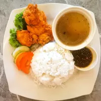 Nasi Ayam Geprek|Kak Yongさん