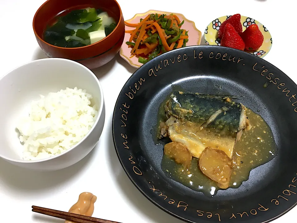 さばの味噌煮定食|まーすけさん