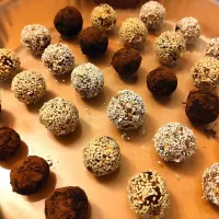 Chickpea Energy Balls|Periさん