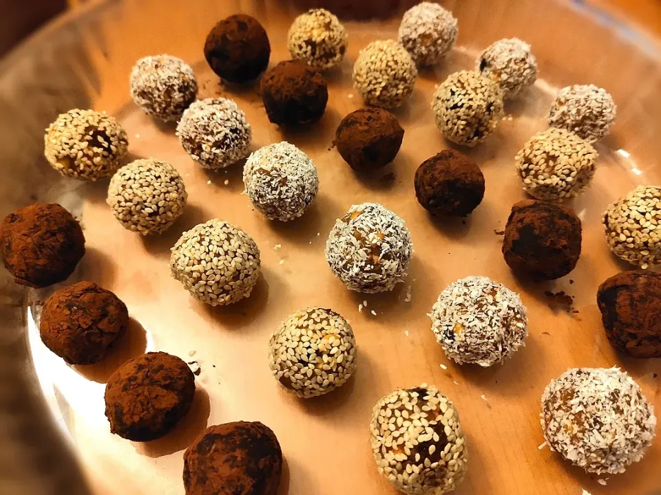 Chickpea Energy Balls|Periさん