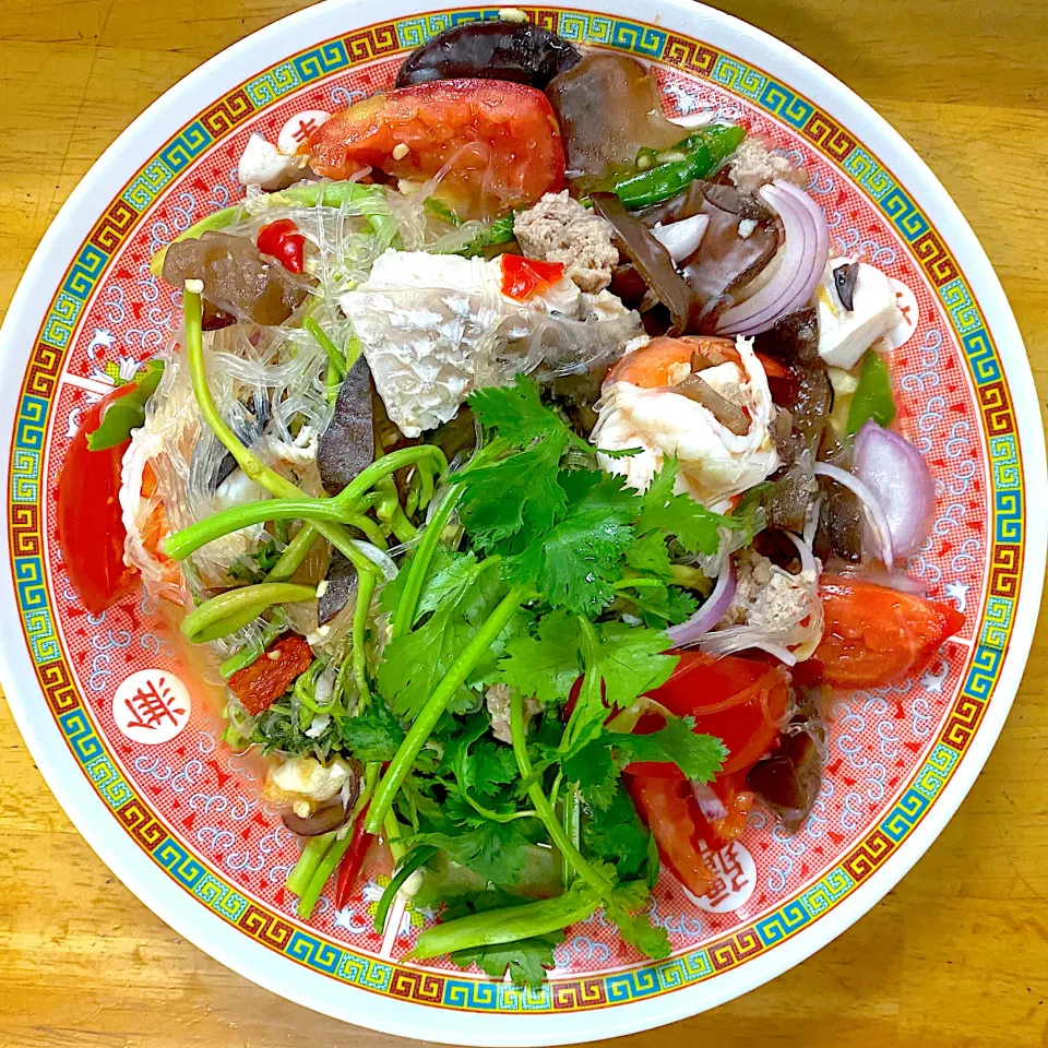 ยำวุ้นเส้น|Madam Chuoさん