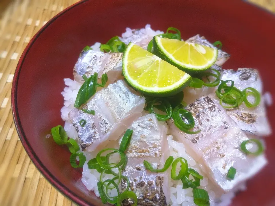 太刀魚の炙り丼|和泉の元気パパさん