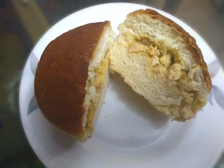 shaila's dish shaila's dish chicken bun 😋|shailaさん