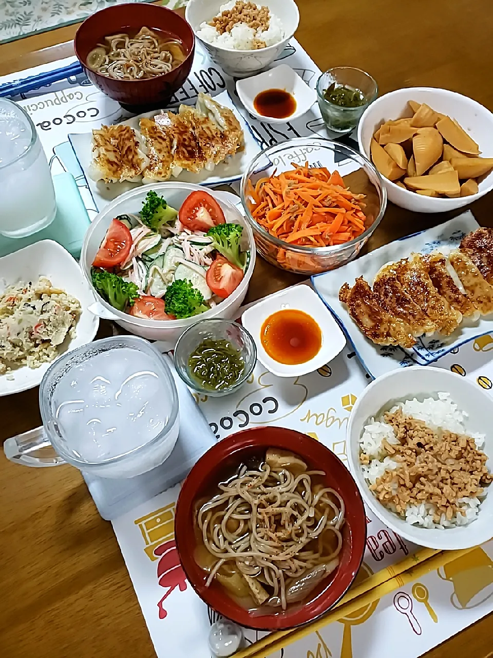 今夜は餃子とタケノコの煮物など|aiさん