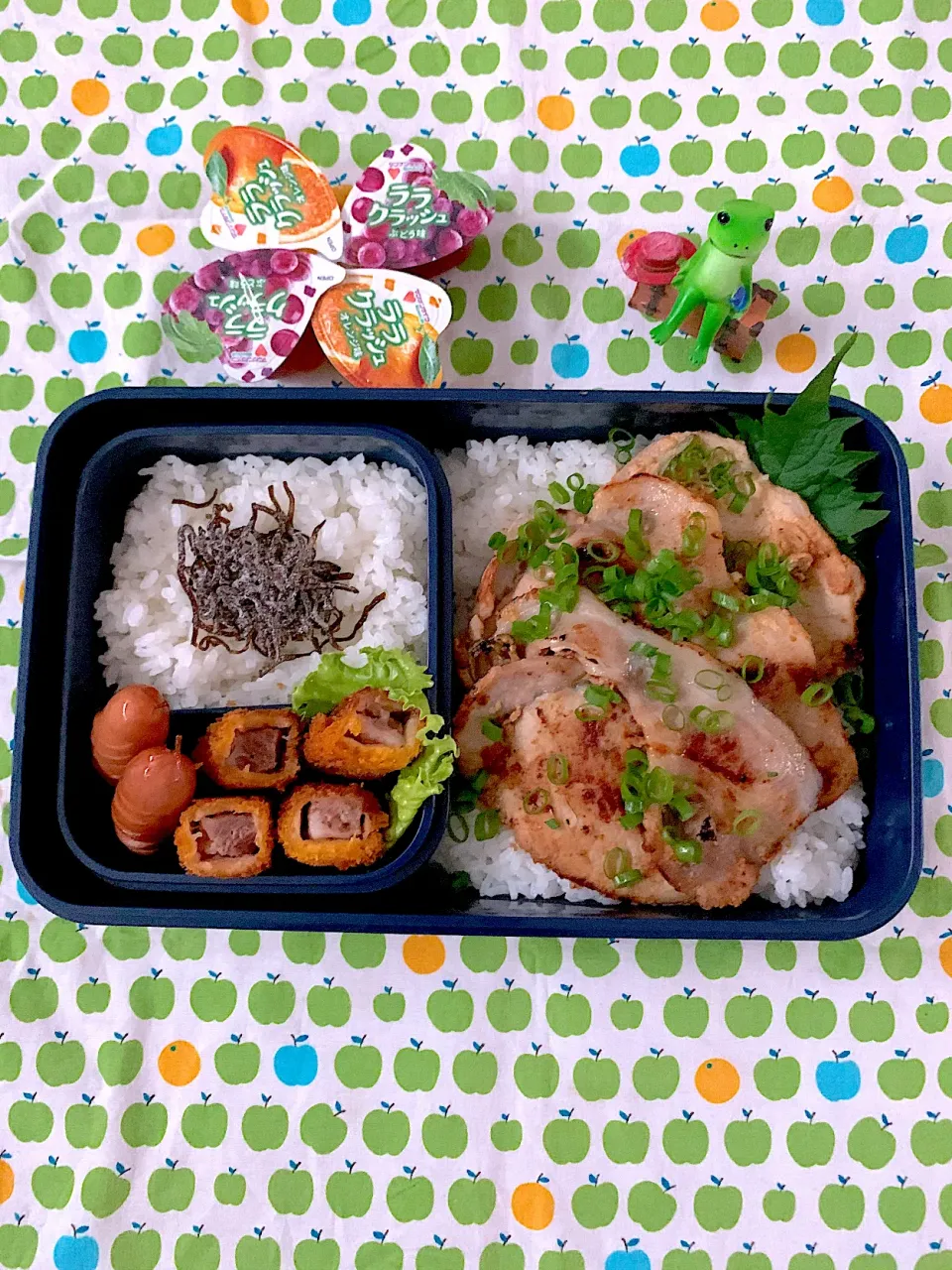 Snapdishの料理写真:週末限定ドデカ弁当🍱|ryosanさん