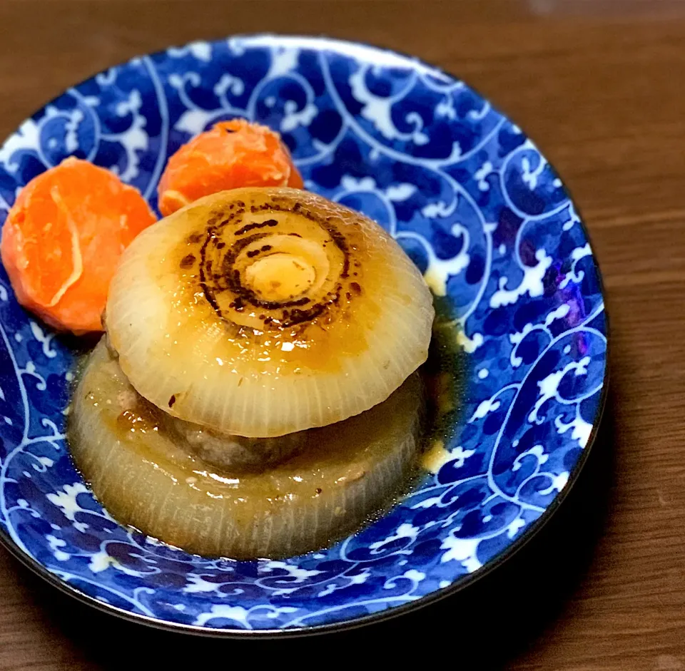 玉ねぎの挽肉はさみ　玉ねぎとろとろ〜😋|sakiさん