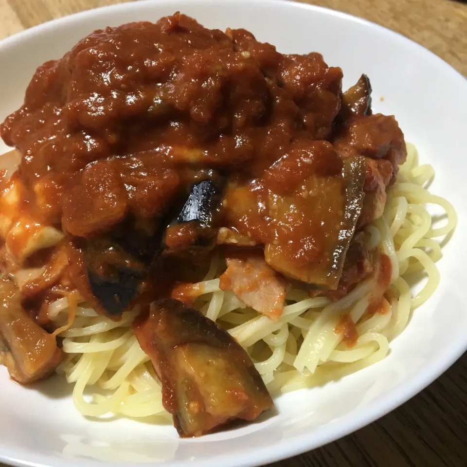 Snapdishの料理写真:モッツアレラ茄子パスタ|りえ食堂さん