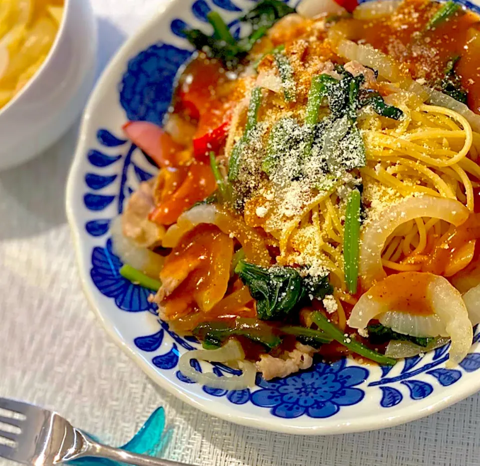 ほうれん草と赤ウインナーのあんかけパスタ🍝|kosami★こさみさん