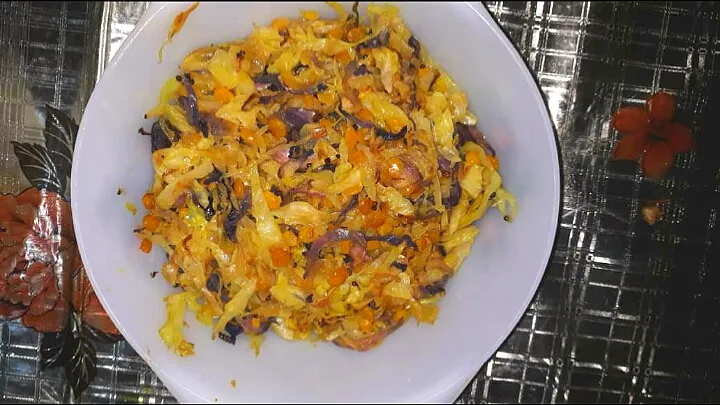 Yellow and Purple Cabbage Fry|Anu's Foodiesさん