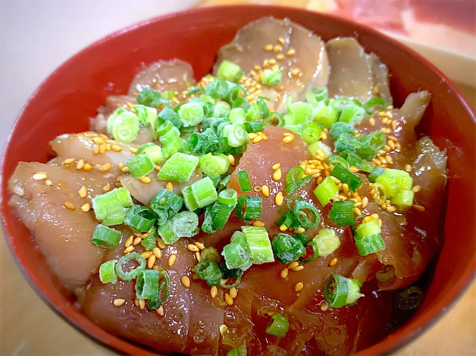 まぐろ＆カツオのスタミナ漬け丼|やまひろさん