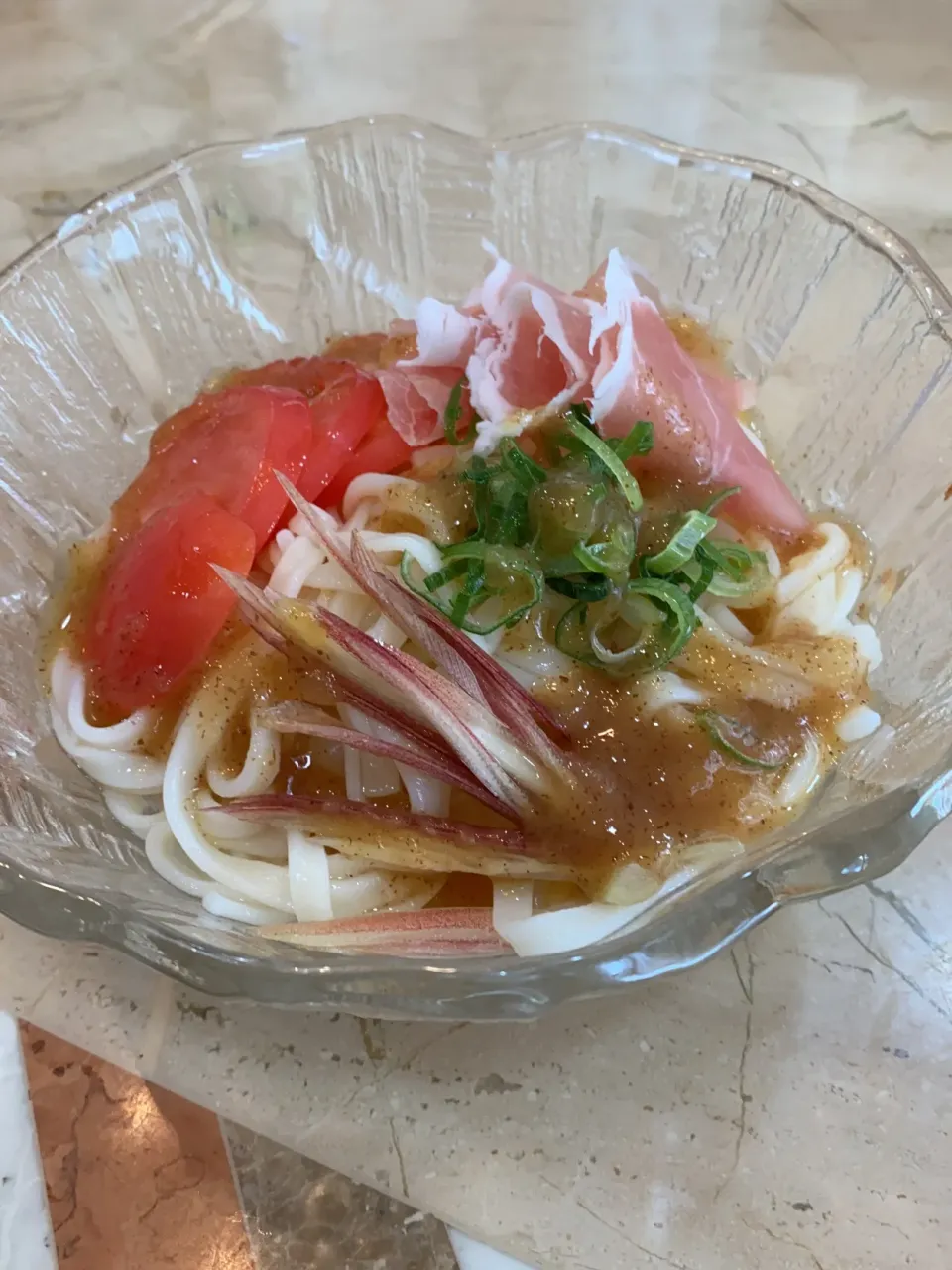 梅カツオたれの冷やしうどん|まきさん