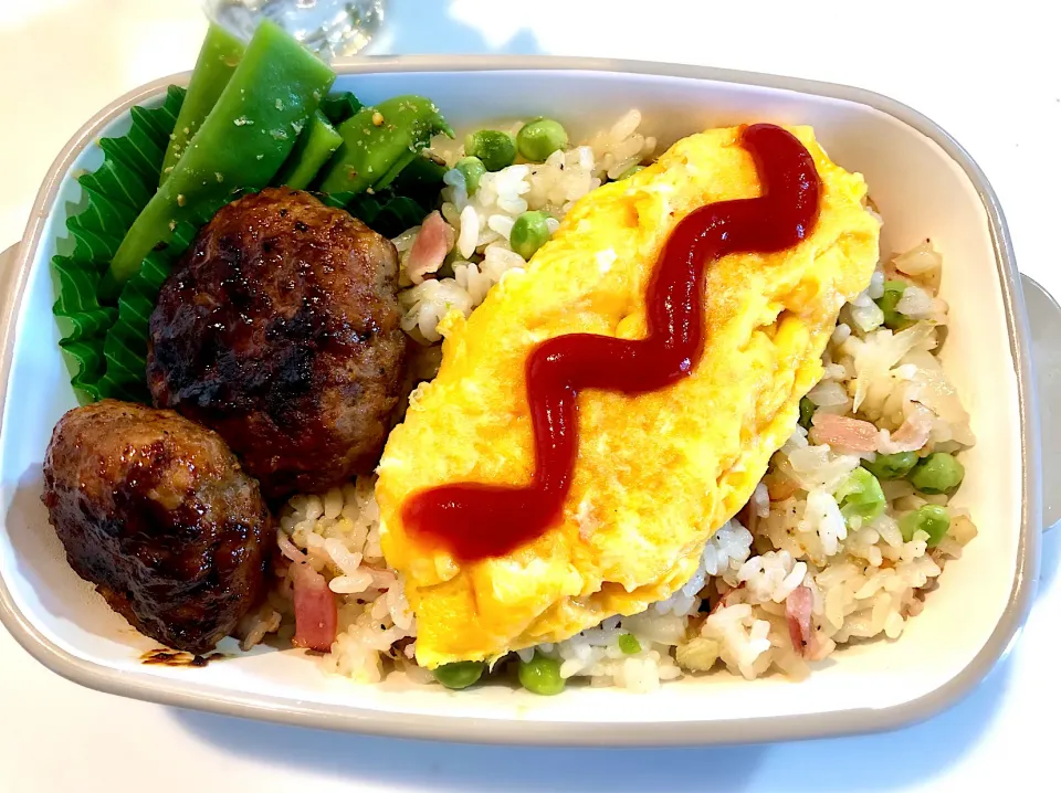 サラ弁　　　　　　　　　　　　　　　　　炒飯　オムレツ　ハンバーグ　インゲン豆の胡麻酢和え|じゅんさんさん