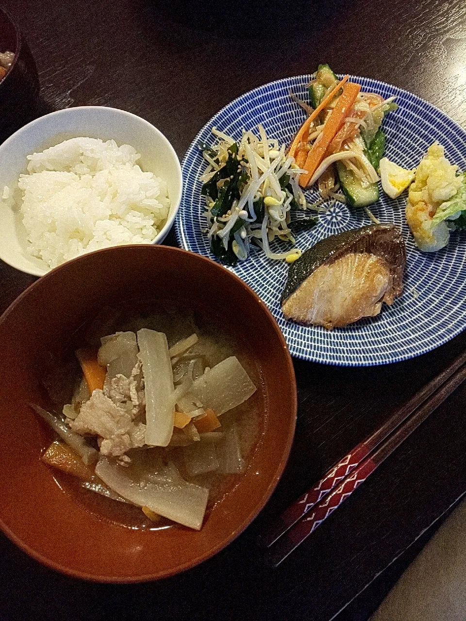 ぶり照りと豚汁の定食|seaskyさん