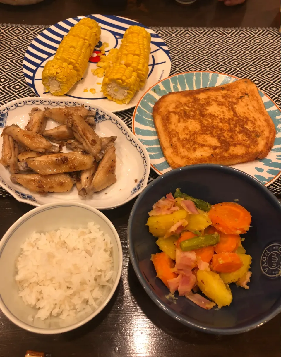 Snapdishの料理写真:2020.6.22 よるごはん|けいみーさん