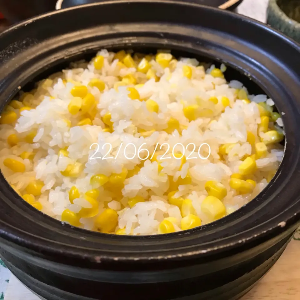 Snapdishの料理写真:とうもろこしごはん🌽|友さん