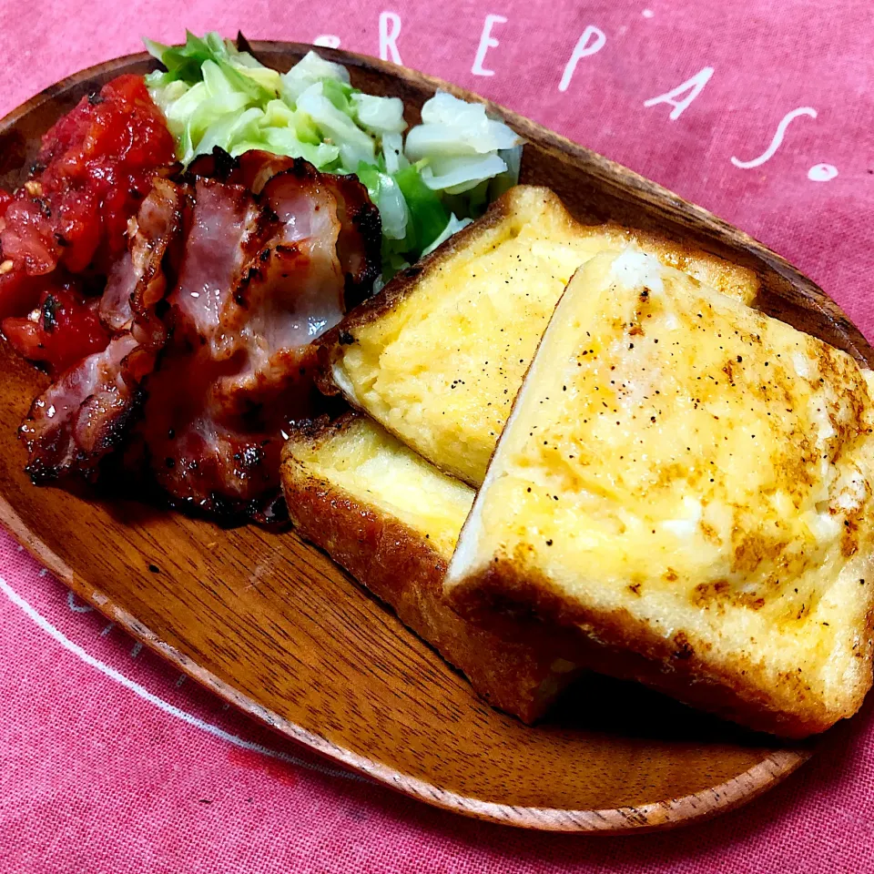 Snapdishの料理写真:フレンチトースト🍞プレートランチ|安侑美のロカボ日記✈︎さん