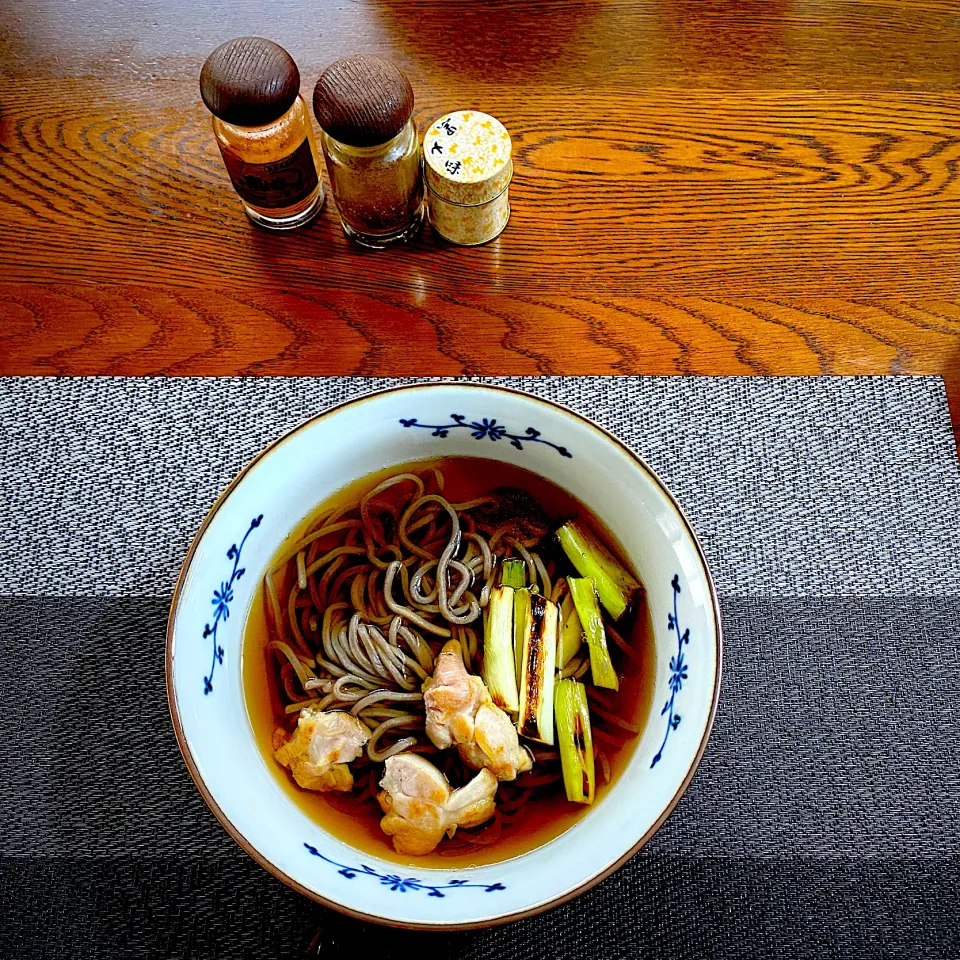 6月22日　昼ごはん　鶏胸肉で鴨南蛮風蕎麦|yakinasuさん