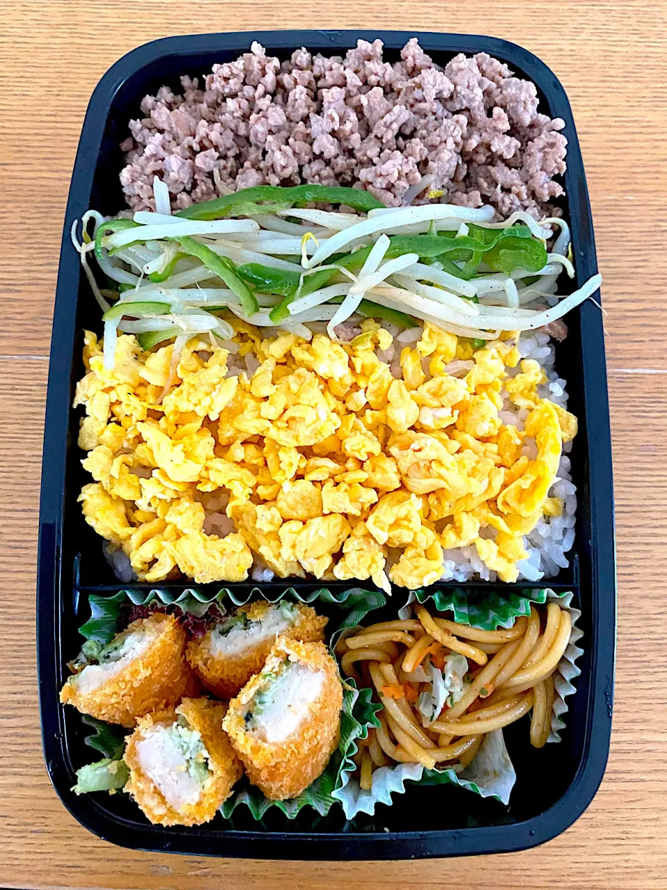 息子弁当　　そぼろ|maaakiiiさん