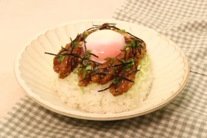 温玉スタミナ丼(大豆のお肉)|マルコメ キッチンさん