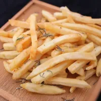 french fries|Geovana Vieiraさん