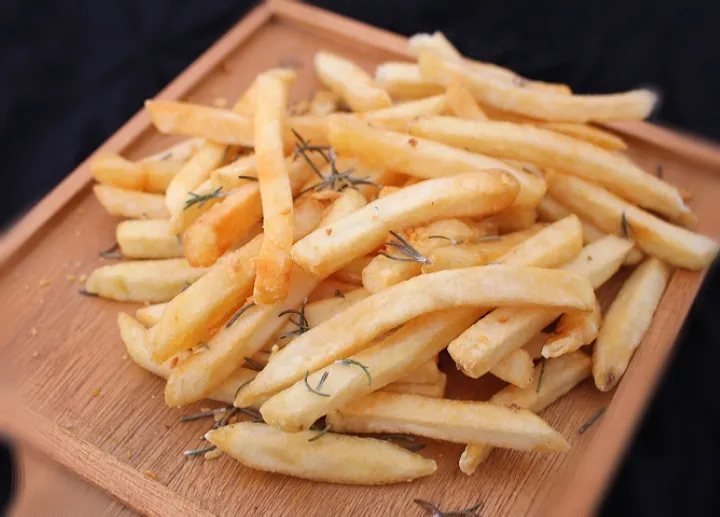 french fries|Geovana Vieiraさん