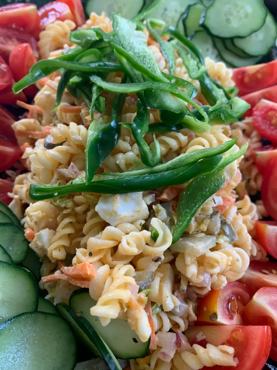 Veggie full pasta salad|HouseHusさん