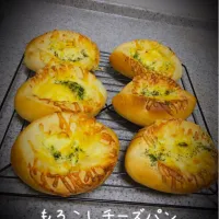 Snapdishの料理写真:もろこしチーズパン|yumiさん