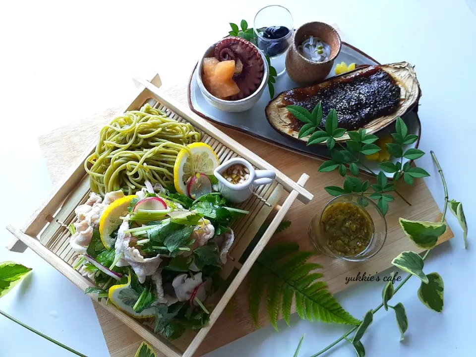 Snapdishの料理写真:冷🎐しゃぶ🐷と茶そばの和食ランチ|ぐぅぐママ（Yukkie）さん