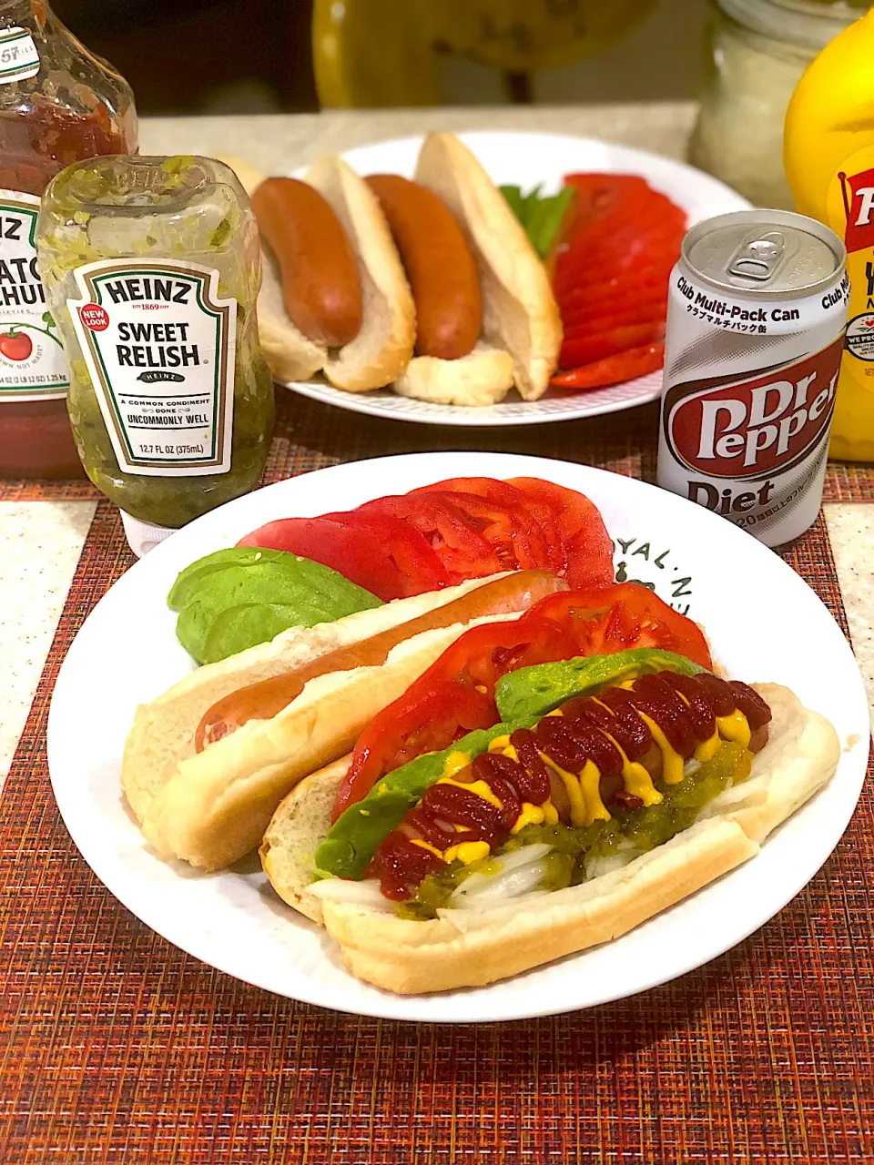 Snapdishの料理写真:トマト🍅とアボカド🥑のホットドック🌭！|Mayumiさん